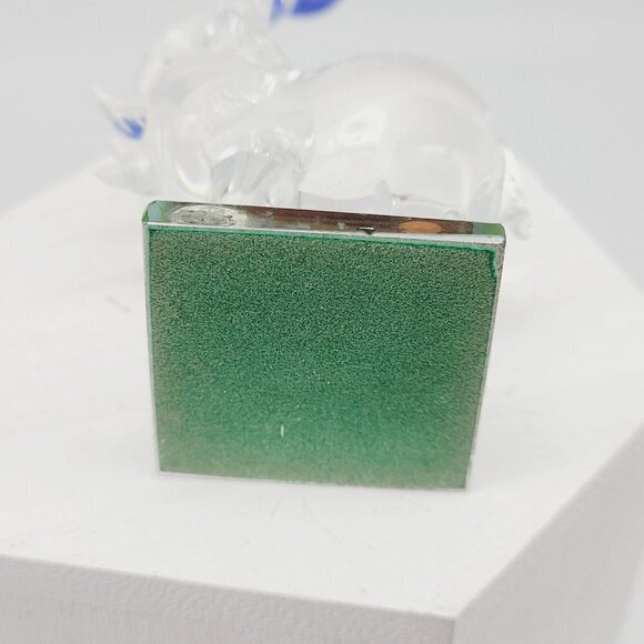 Glass Circus Elephant Figurine Balancing Blue Ball On An Iridescent Square Base - Picture 8 of 9